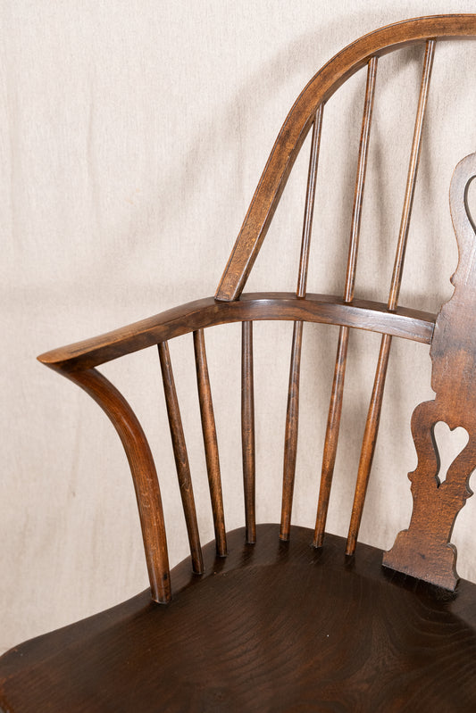 Windsor Chairs, Elm and Yew, Pair