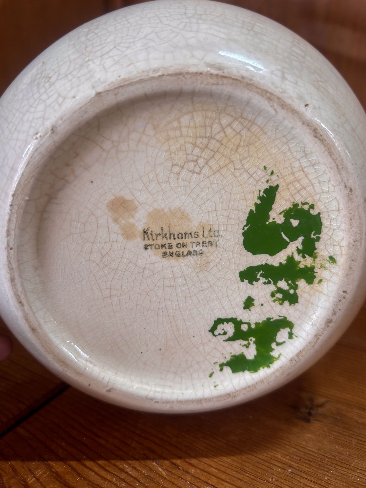 Ceramic inhaler with 'Kirkhams Ltd' branding. 