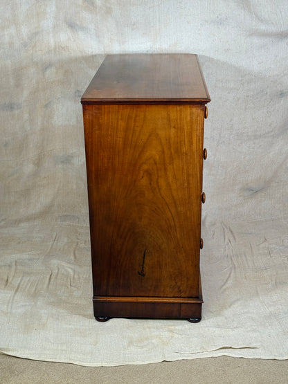 Victorian Chest of Drawers