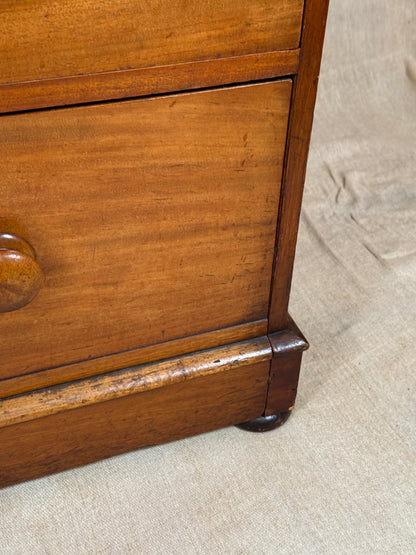 Victorian Chest of Drawers
