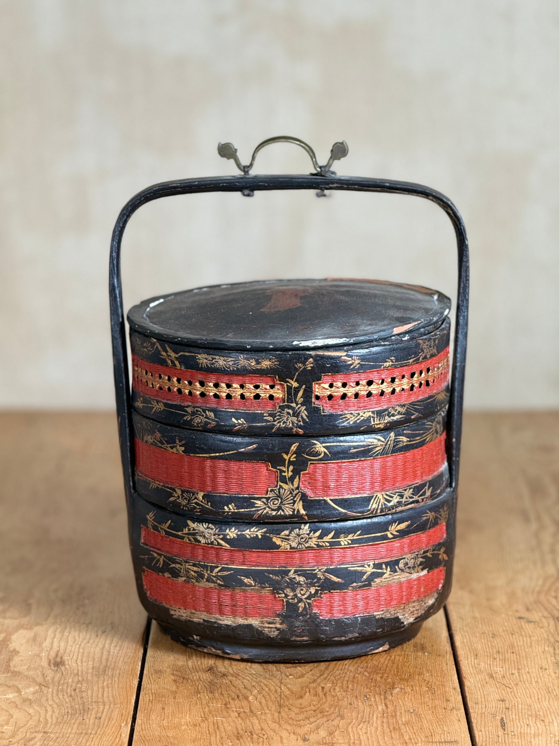 Chinese lacquered Wedding basket