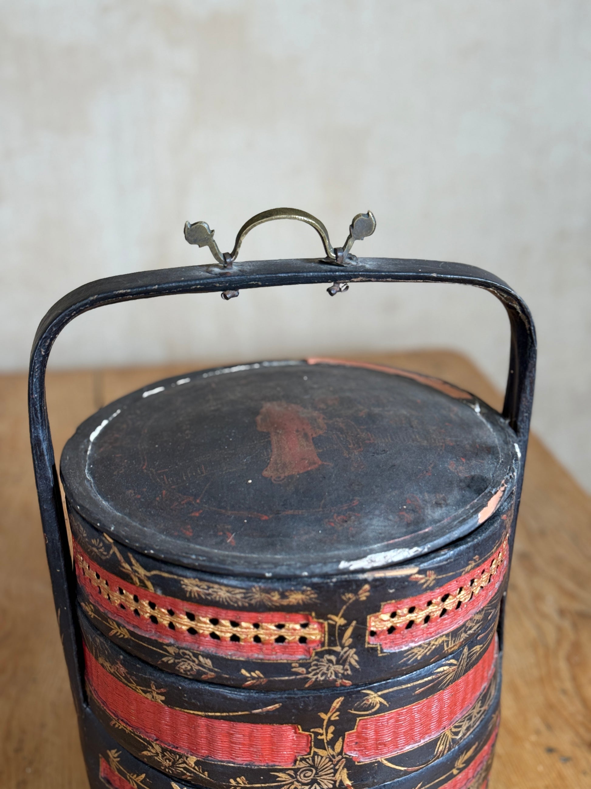 Chinese lacquered Wedding basket