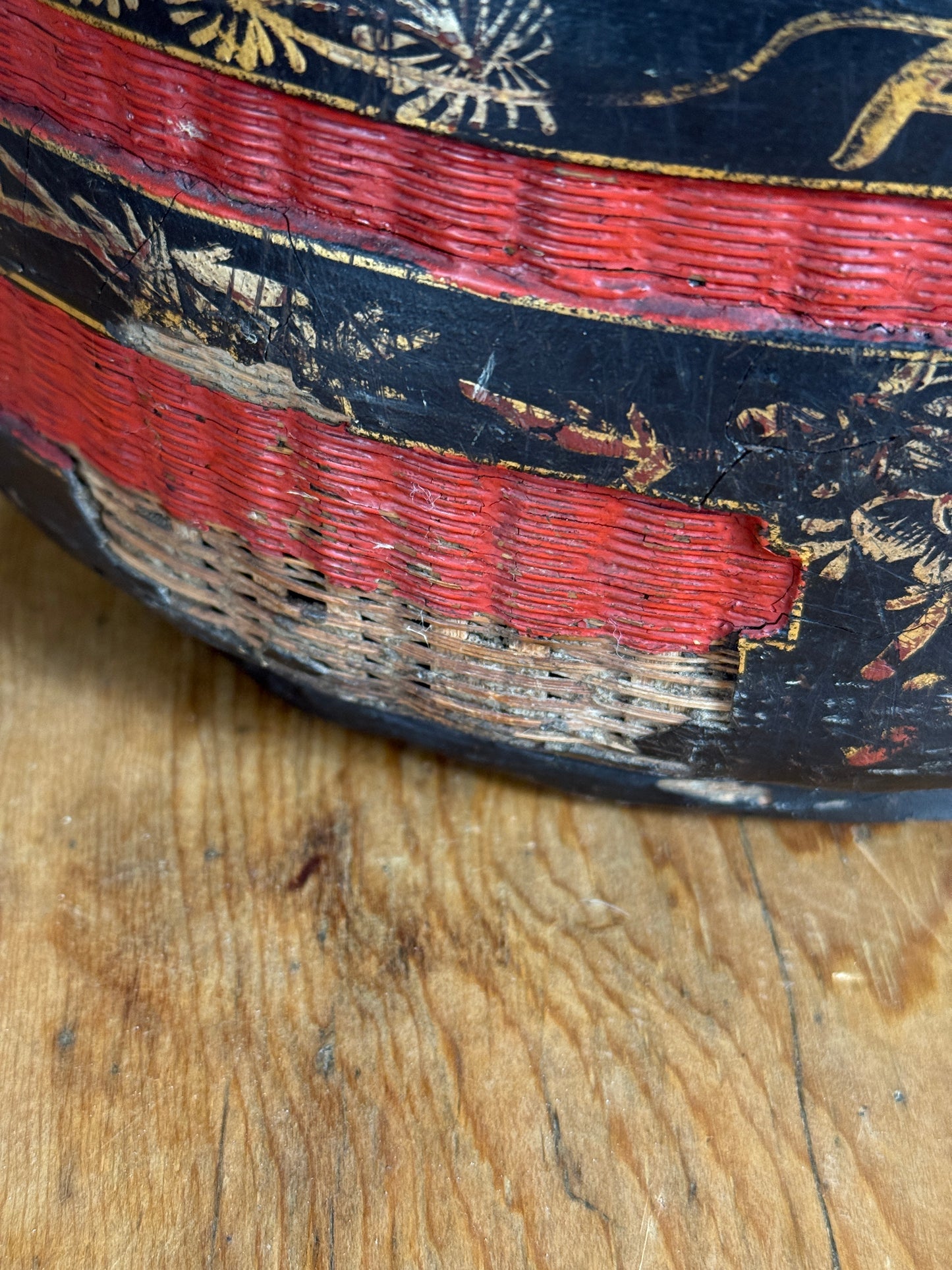 Chinese lacquered Wedding basket