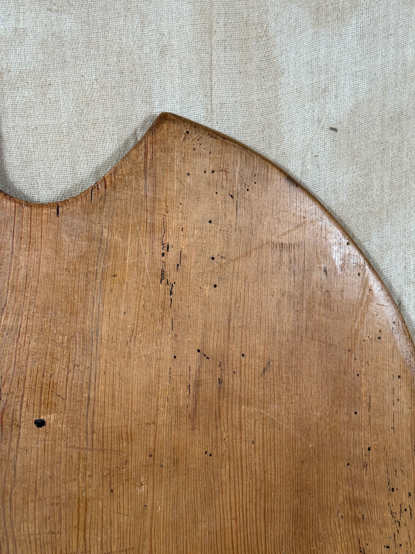 Large Antique Oval Wooden Serving Board With Cut Out Handle