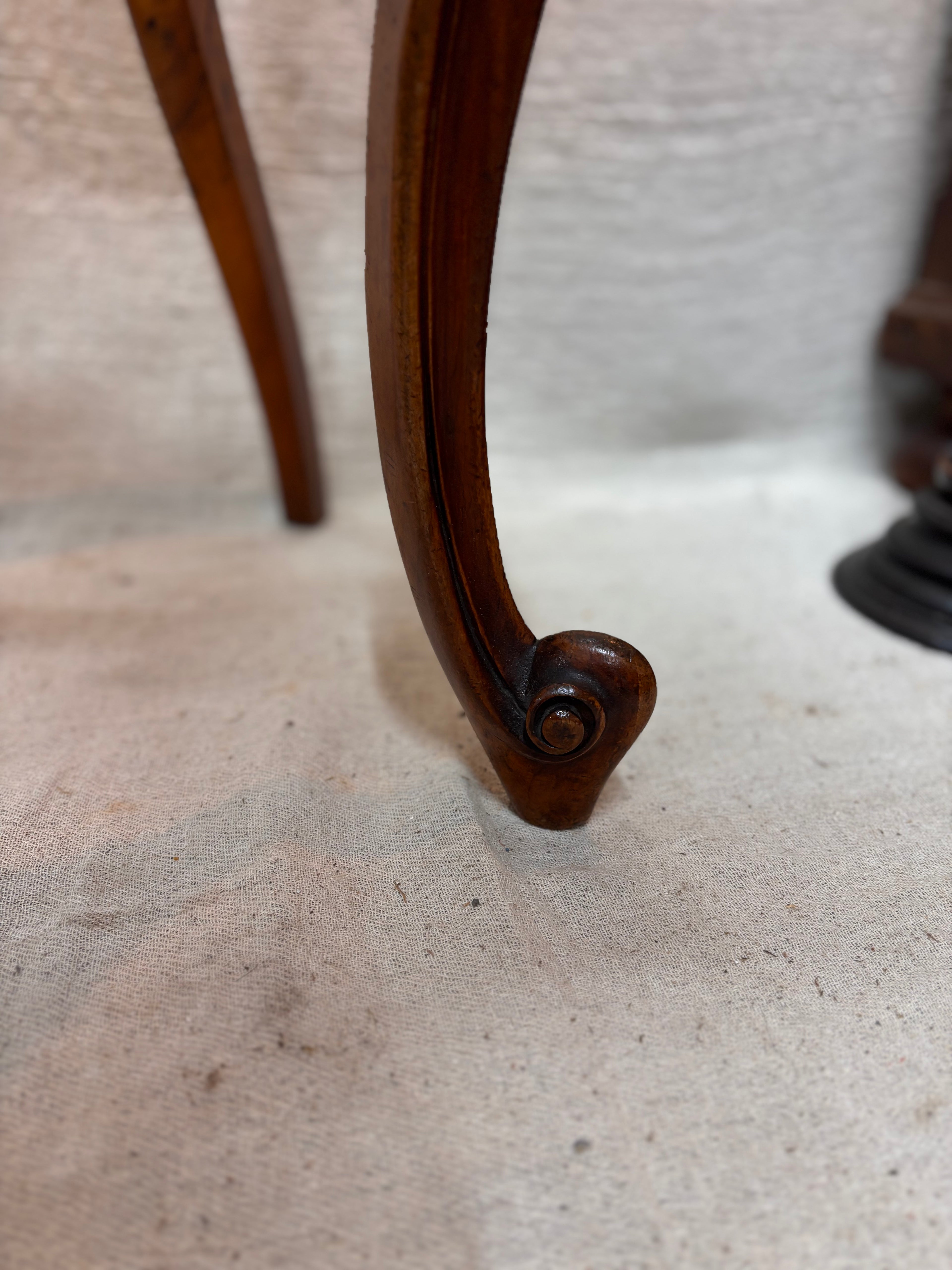 Victorian Child’s Parlour or Dressing Chair.