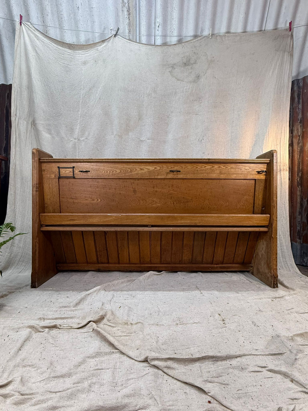 Golden Oak Church Pew