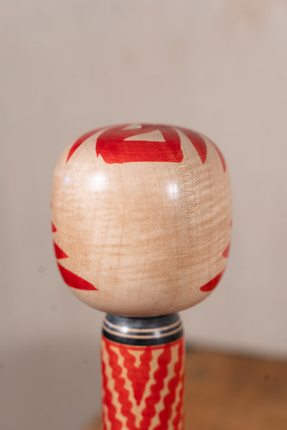 Togatta Kokeshi Doll (wide 25cm)