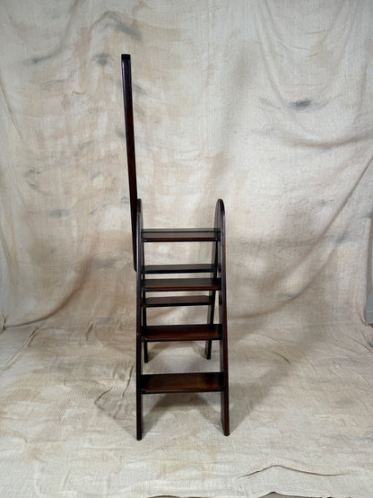 Wooden step ladder 