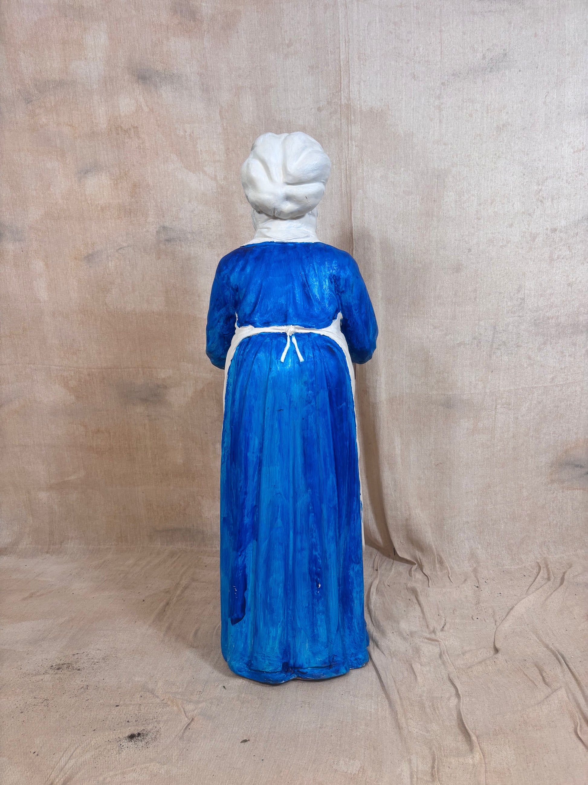 Novelty Baker Dumbwaiter Figurine 
