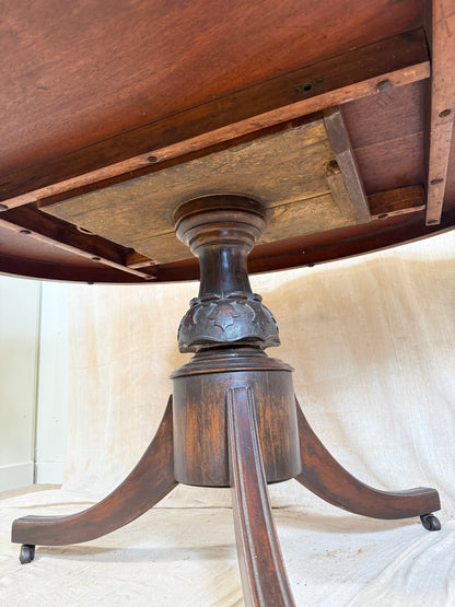 Antique Oval Pedestal Breakfast Table | Regency Style Centre Table