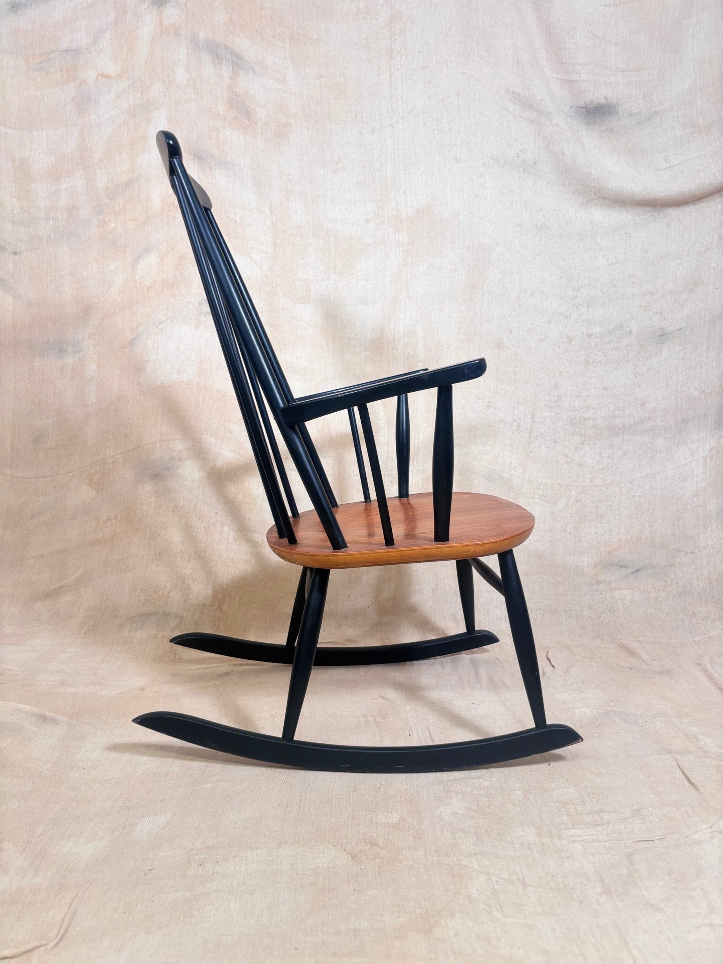 Austrian, c.1953. Iconic mid-century rocking chair by Roland Rainer for SW Möbel 6/268