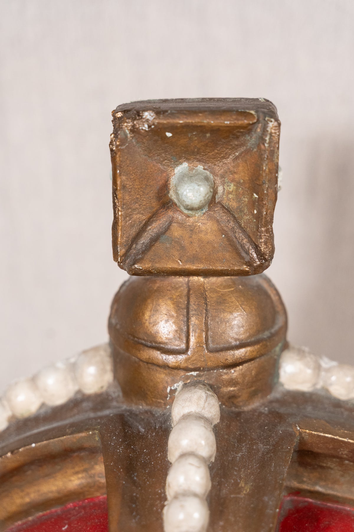 Pair of vintage King George VI coronation display crowns from 1937, featuring Tudor Crown details, simulated pearls and crimson caps.